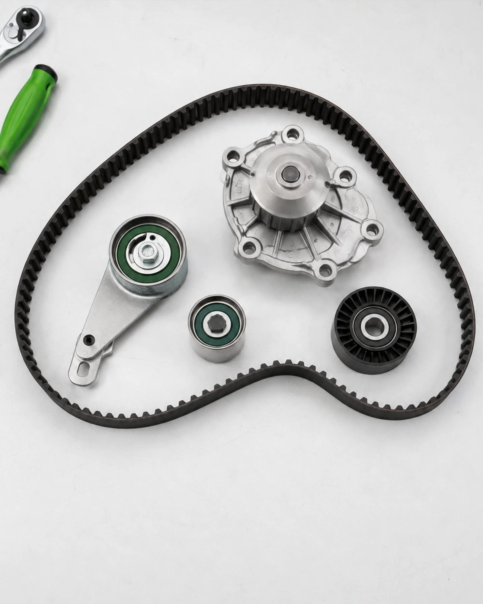 Zahnriemen, Spannrolle und Wasserpumpe als Wechselsatz – My Car Service in Wien Meidling